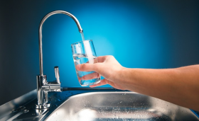 água fluorada